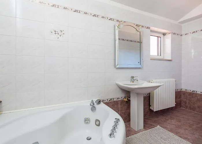 Pet Friendly In Matulji With Sauna * Abbázia