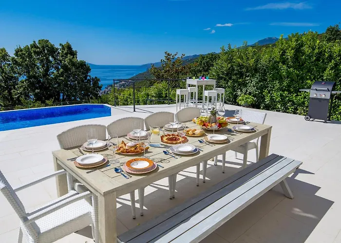 Pet Friendly In Matulji With Sauna Nyaraló Abbázia